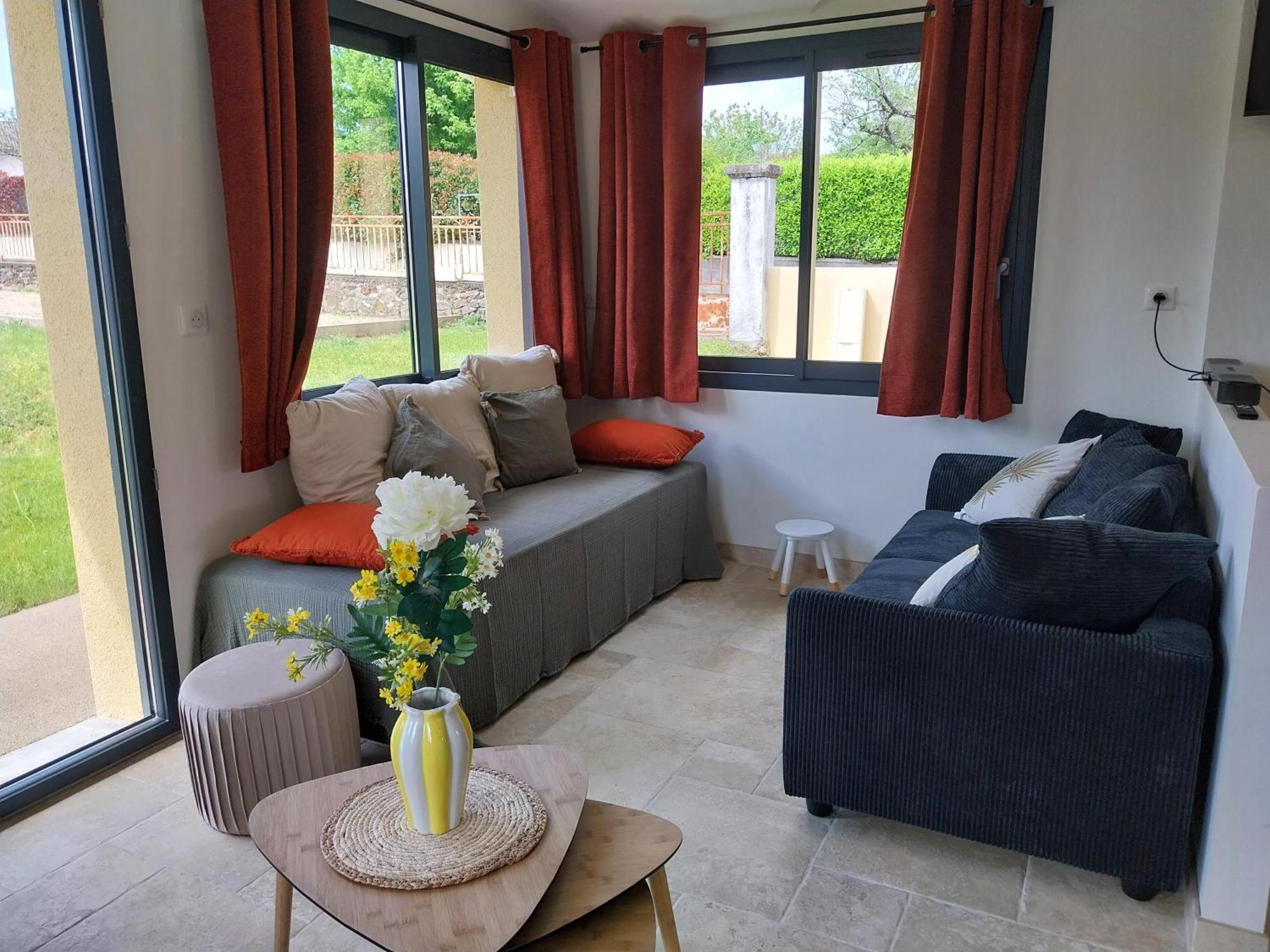 Logis Hotel Restaurant Cruzel Maurs Εξωτερικό φωτογραφία