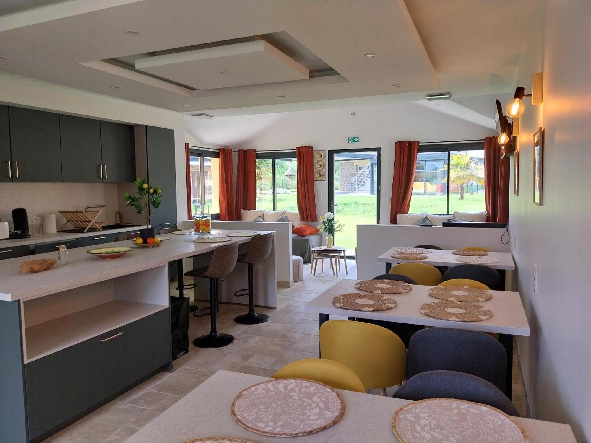 Logis Hotel Restaurant Cruzel Maurs Εξωτερικό φωτογραφία
